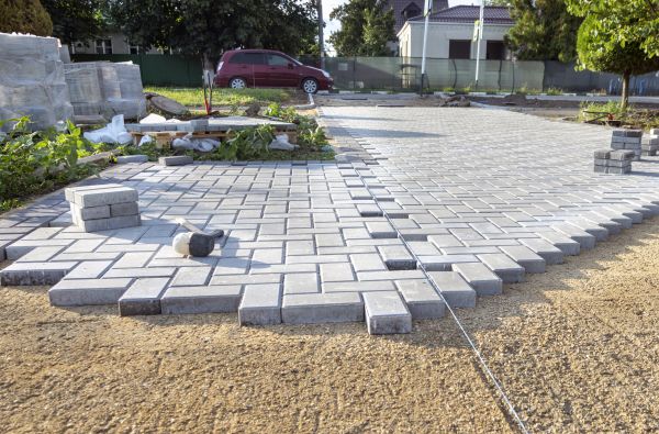 Pavers Placement